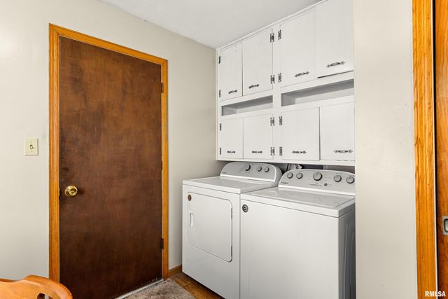 5511 W DIRKSEN Parkway, Peoria, IL 61607