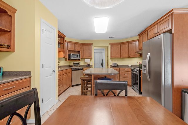 1945 Jessica Way, Navarre, FL 32566