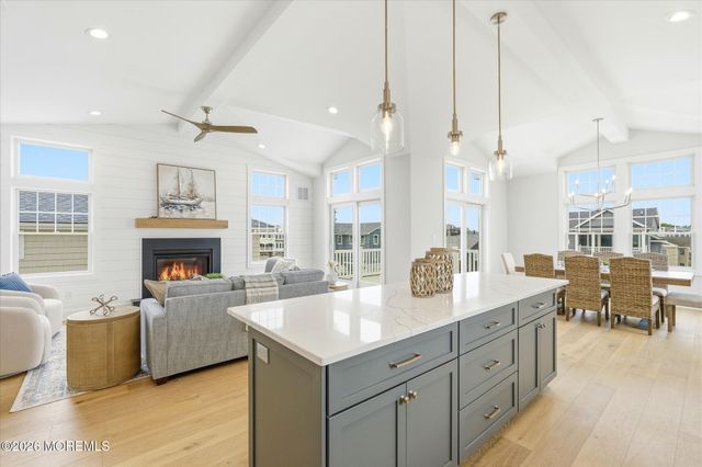 10 W Kirkland Avenue, Long Beach Twp, NJ 08008