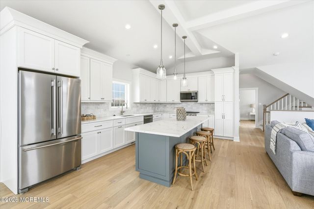 10 W Kirkland Avenue, Long Beach Twp, NJ 08008