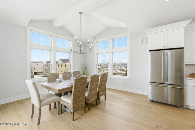 10 W Kirkland Avenue, Long Beach Twp, NJ 08008
