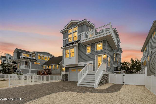 10 W Kirkland Avenue, Long Beach Twp, NJ 08008