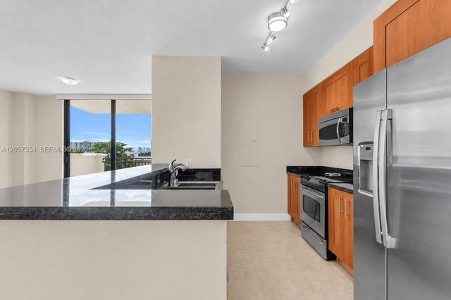 1300 Ponce De Leon Blvd 503, Coral Gables, FL 33134