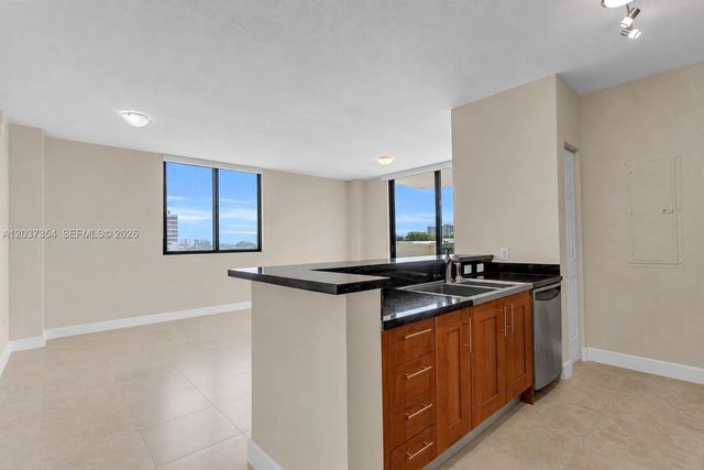 1300 Ponce De Leon Blvd 503, Coral Gables, FL 33134