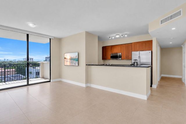 1300 Ponce De Leon Blvd 503, Coral Gables, FL 33134