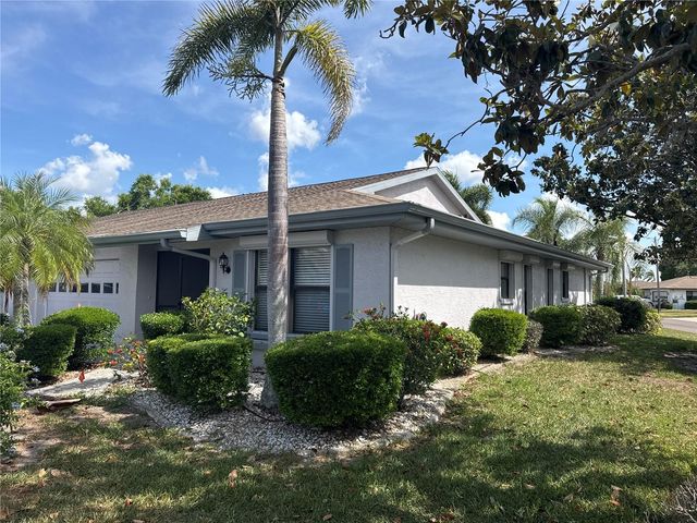 2501 LONIGAN PLACE, Sun City Center, FL 33573
