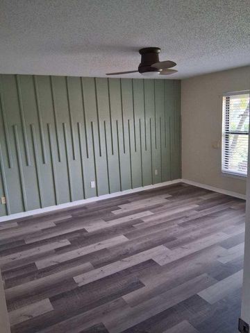 2501 LONIGAN PLACE, Sun City Center, FL 33573