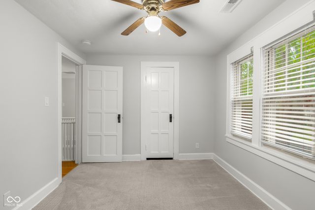 2316 Lafayette Avenue, Columbus, IN 47201