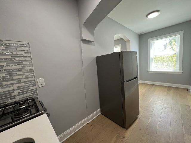 4427 N Seeley Avenue 311, Chicago, IL 60625