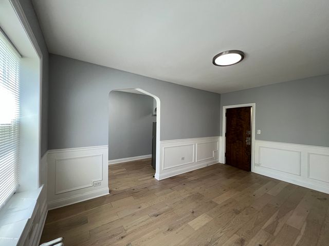 4427 N Seeley Avenue 311, Chicago, IL 60625