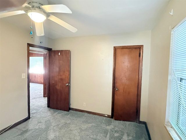 2835 DR MARTIN LUTHER KING JR STREET S, St Petersburg, FL 33705