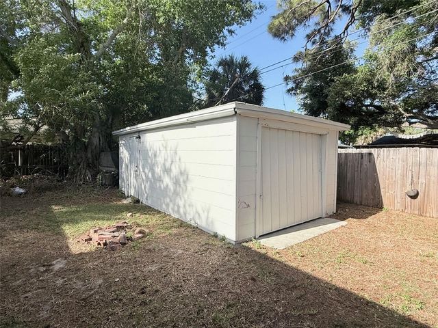 2835 DR MARTIN LUTHER KING JR STREET S, St Petersburg, FL 33705