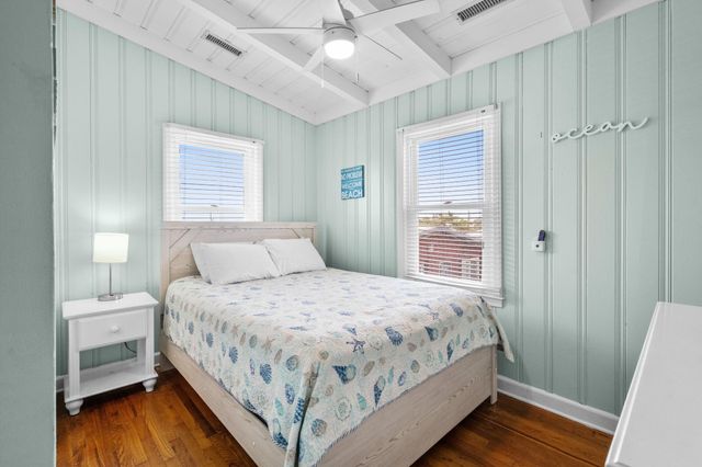 212 56th Ave. N, North Myrtle Beach, SC 29582