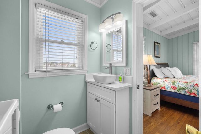 212 56th Ave. N, North Myrtle Beach, SC 29582