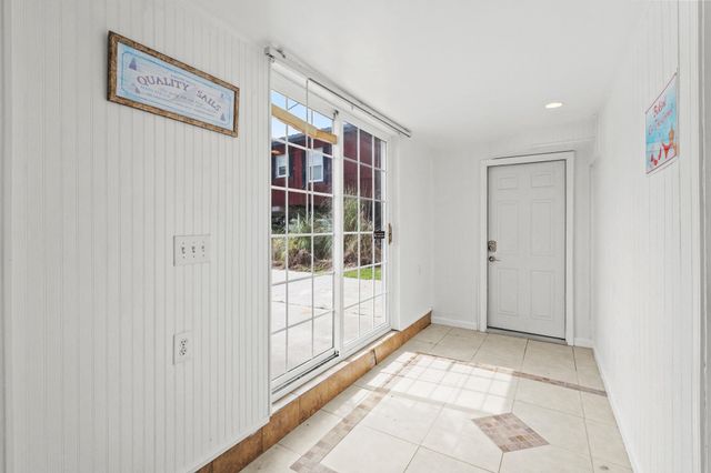 212 56th Ave. N, North Myrtle Beach, SC 29582