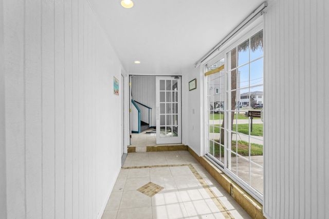 212 56th Ave. N, North Myrtle Beach, SC 29582