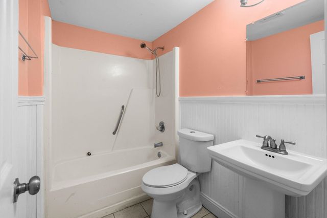 212 56th Ave. N, North Myrtle Beach, SC 29582
