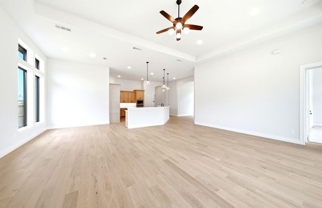 9722 Roaring River Falls Lane, Porter, TX 77365