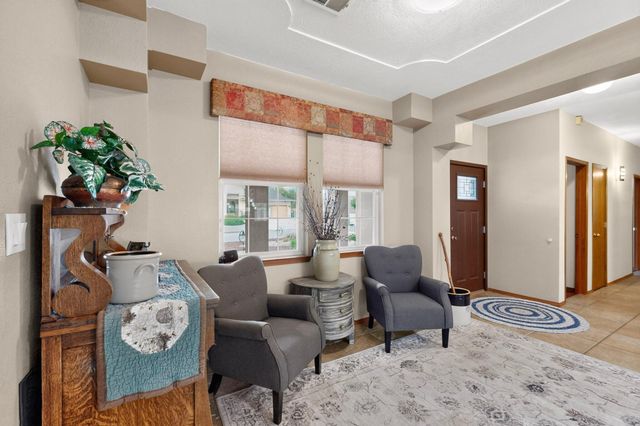 2441 Manzano Loop NE, Rio Rancho, NM 87144