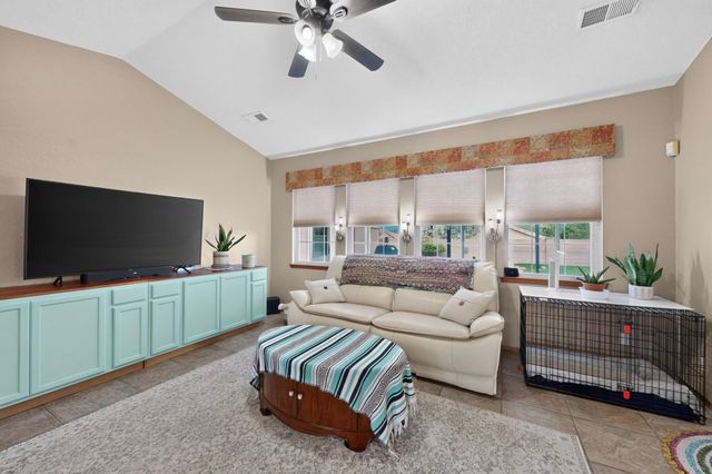 2441 Manzano Loop NE, Rio Rancho, NM 87144