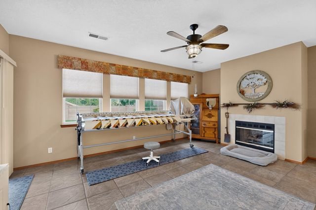2441 Manzano Loop NE, Rio Rancho, NM 87144