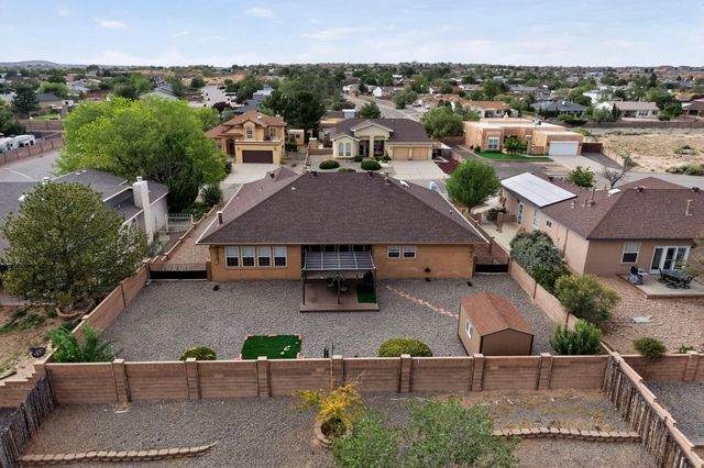 2441 Manzano Loop NE, Rio Rancho, NM 87144
