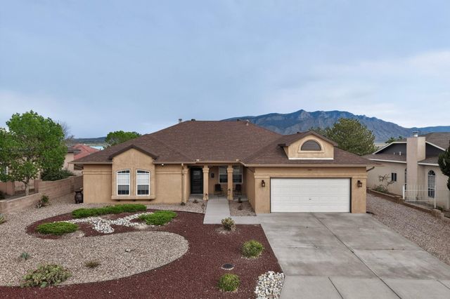 2441 Manzano Loop NE, Rio Rancho, NM 87144