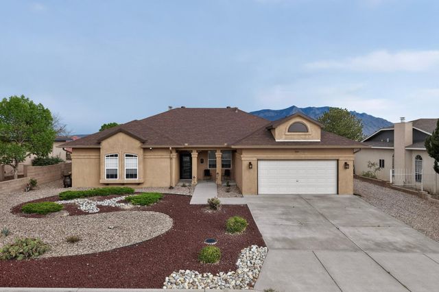 2441 Manzano Loop NE, Rio Rancho, NM 87144
