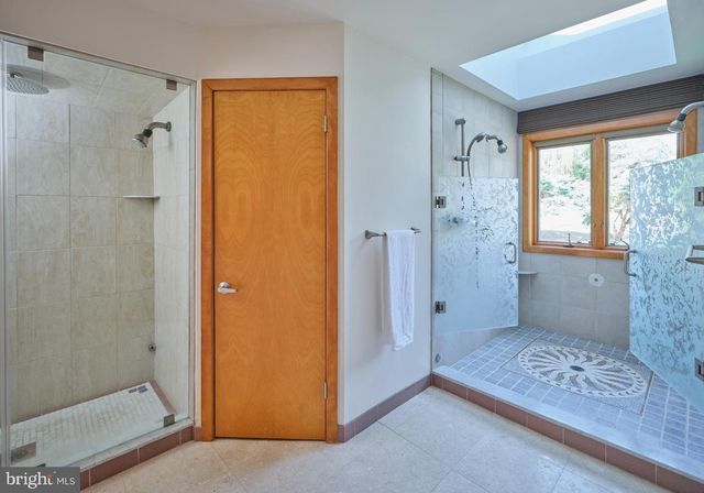 3054 COMFORT RD, New Hope, PA 18938