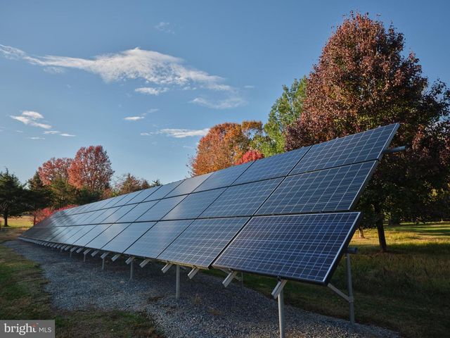 3054 COMFORT RD, New Hope, PA 18938