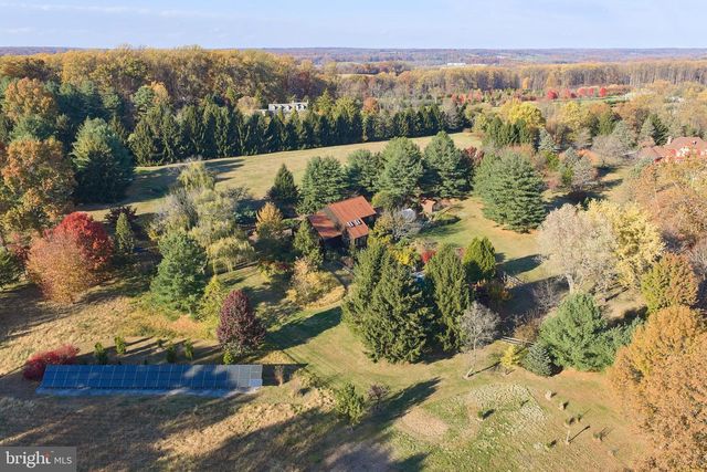 3054 COMFORT RD, New Hope, PA 18938