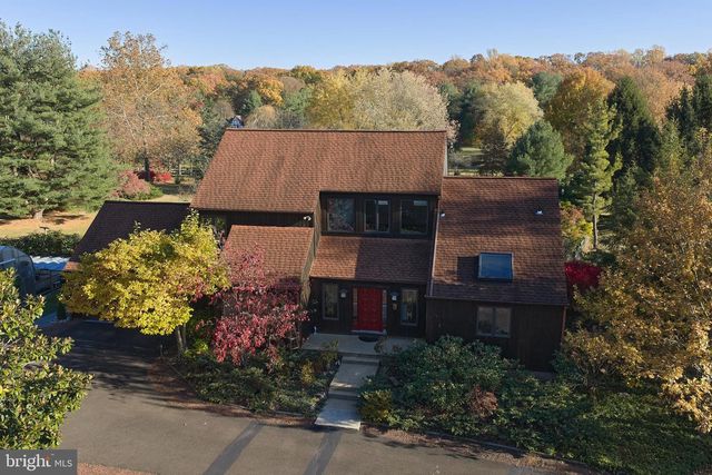 3054 COMFORT RD, New Hope, PA 18938