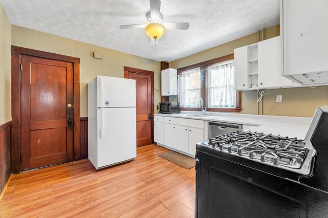 33-35 Brookdale St, Boston, MA 02131