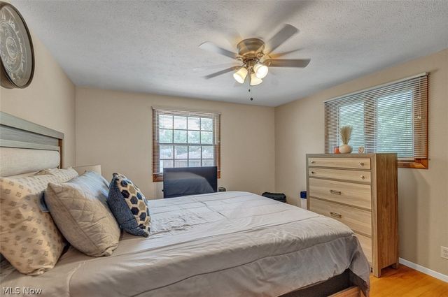 26 Brune Drive, Bedford, OH 44146