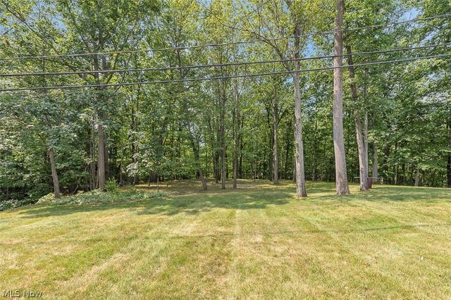26 Brune Drive, Bedford, OH 44146