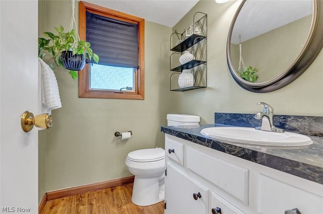 26 Brune Drive, Bedford, OH 44146
