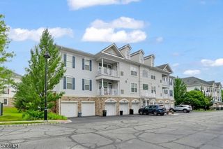 5 Cliff Rd D-3, Woodland Park, NJ 07424