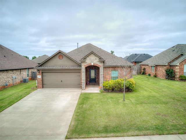 408 E Atlanta Terrace, Mustang, OK 73064