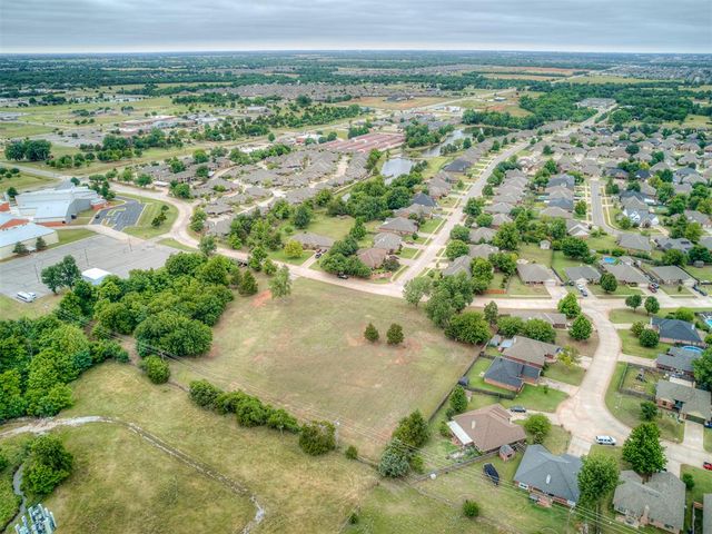 408 E Atlanta Terrace, Mustang, OK 73064