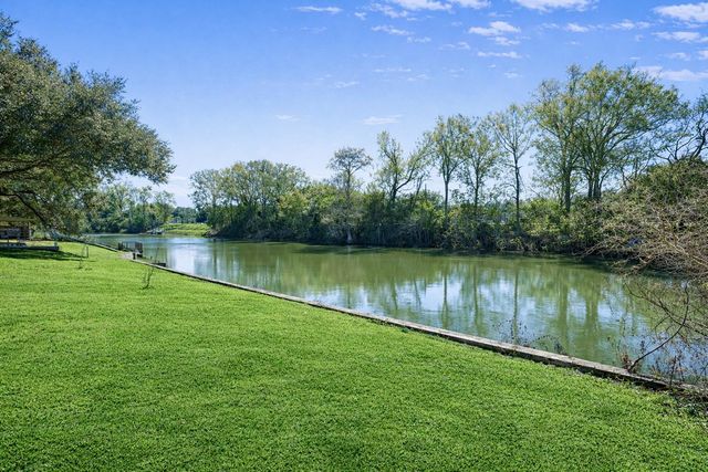 406 Highway 308, Thibodaux, LA 70301