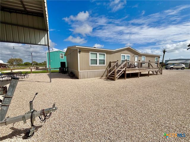 359 N Byers, Port O'connor, TX 77982