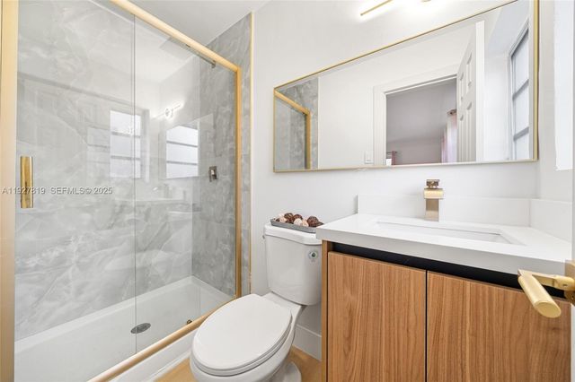 331 NE 42nd Ct, Oakland Park, FL 33334