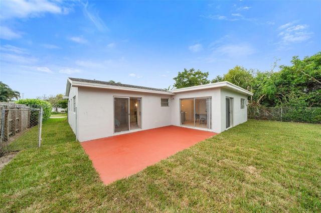 331 NE 42nd Ct, Oakland Park, FL 33334