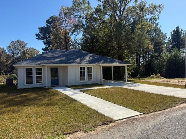 22 Wilks Rd., Columbia, MS 39429