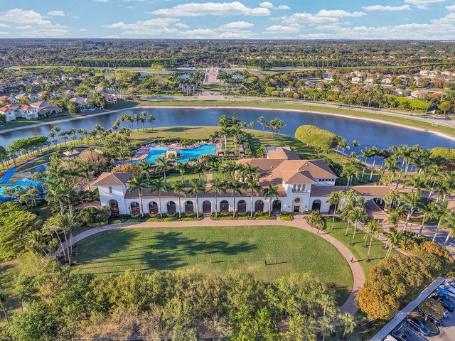 2792 Shaughnessy Drive, Wellington, FL 33414
