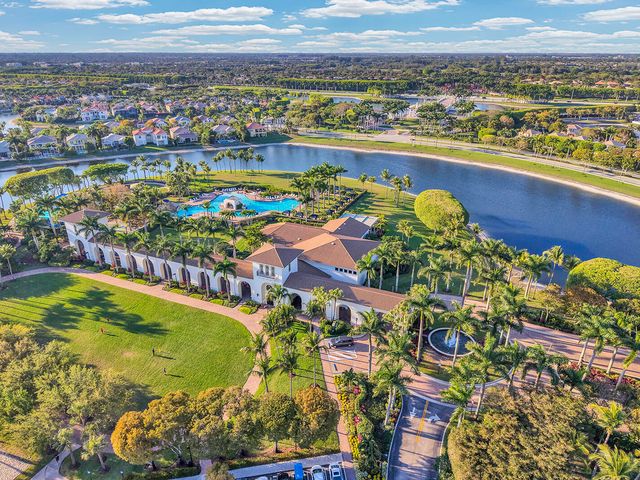2792 Shaughnessy Drive, Wellington, FL 33414