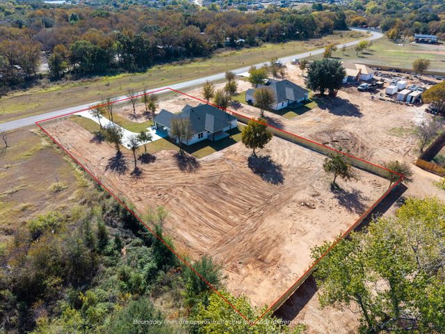 1516 PORTS O CALL Court, Granbury, TX 76048