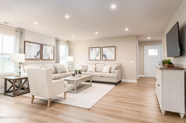 100 Baxter Station Boulevard, Moyock, NC 27958