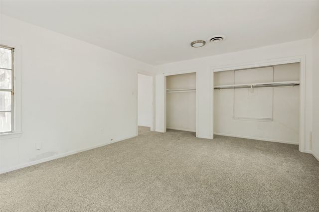 661 W Millett Drive, Dallas, TX 75232