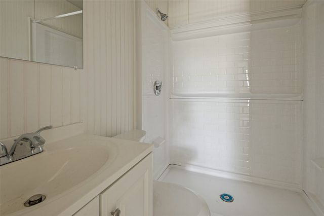 661 W Millett Drive, Dallas, TX 75232